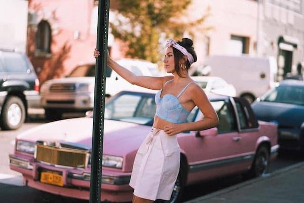Comment mixer des vêtements vintage et modernes pour créer un look unique ?